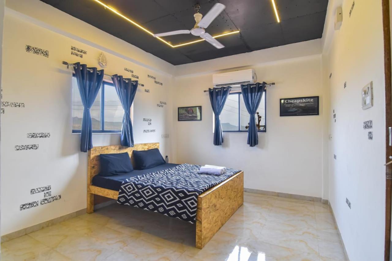 Empyrean Stay Ll 3Bhk Ll Black Horse Villa Ll Ac Ll Private Pool Ll Wifi II Lux Ll Lonavala Bagian luar foto